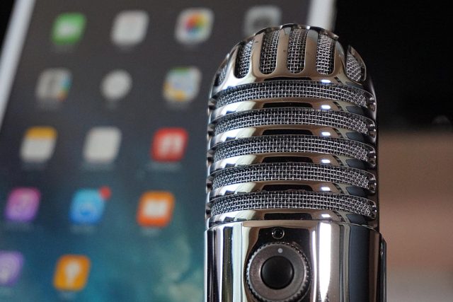 microphone, tablet, podcast, condenser microphone, home office, podcast, podcast, podcast, podcast, podcast